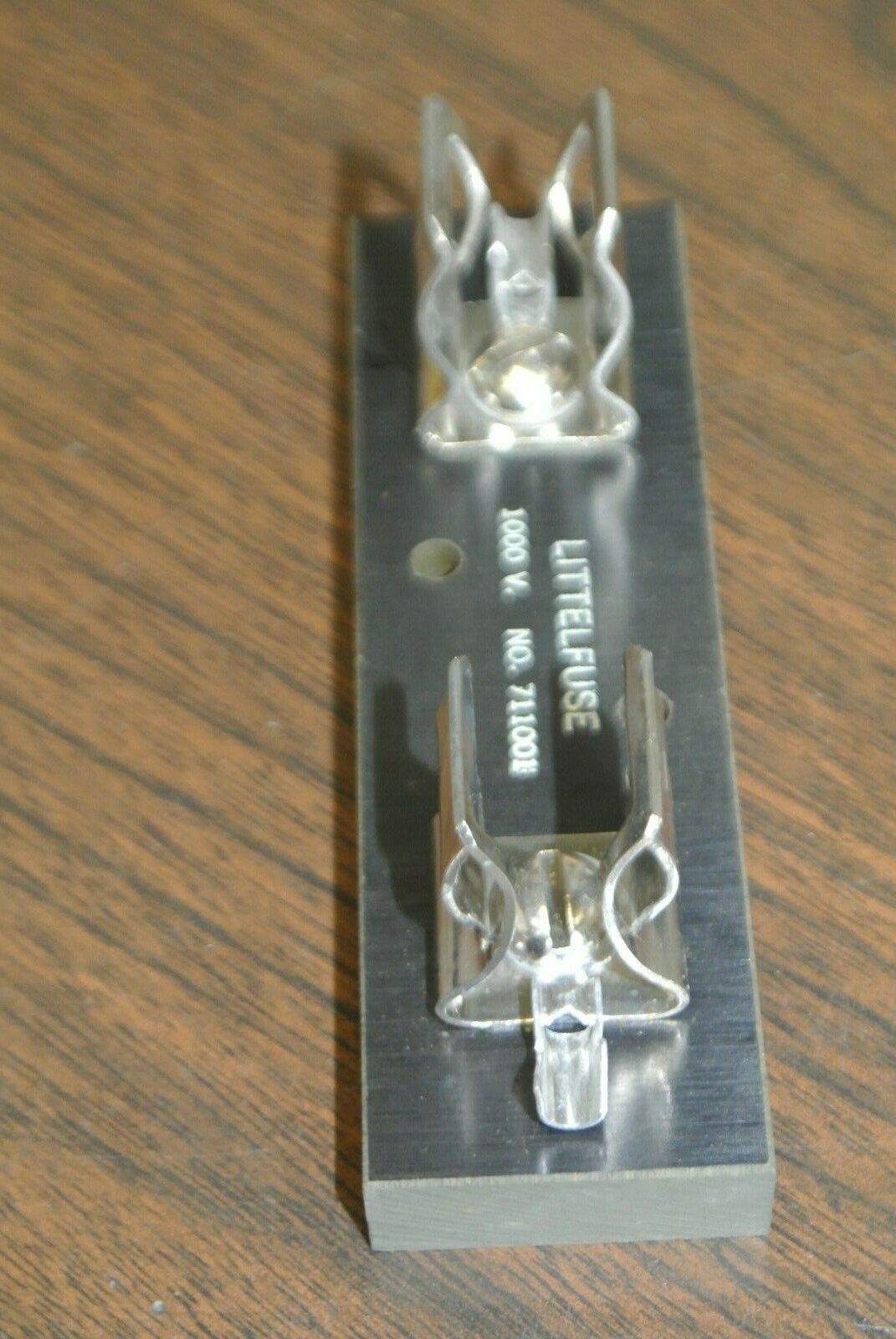 LITTELFUSE 711001 FUSE BLOCK / 1000V / NEW SURPLUS in ORIG. FACTORY PACKAGING