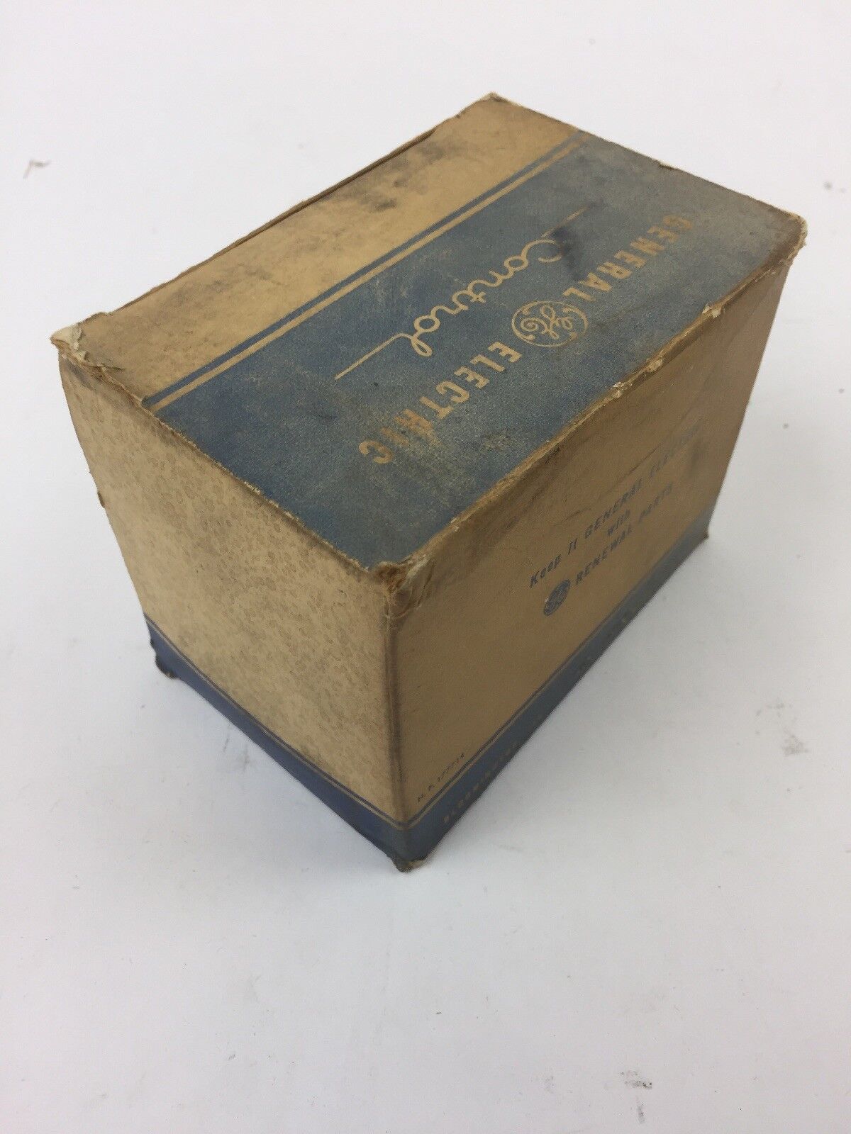 GE CR153C002ABA DEFINITE PURPOSE CONT 110V 60 CY