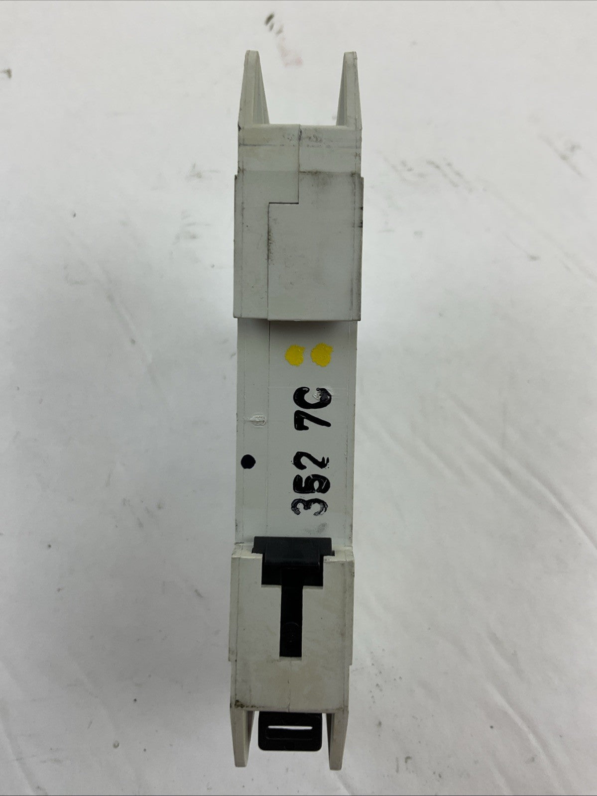 ALLEN-BRADLEY 1489-D1C070 SER A CIRCUIT BREAKER 125VDC 7AMP