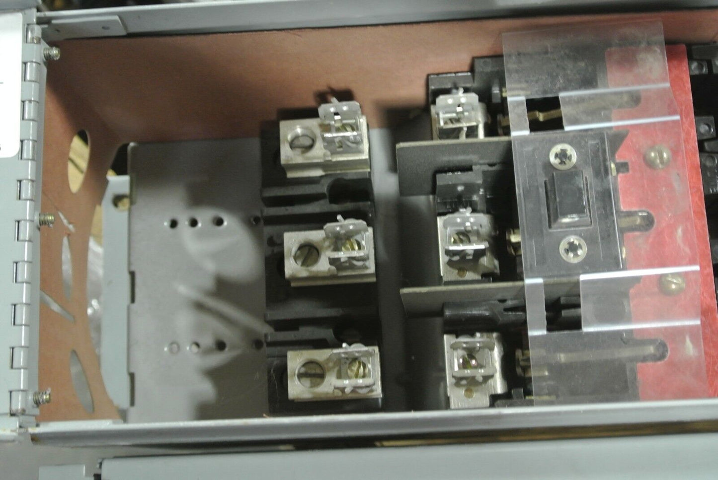 WESTINGHOUSE FDPT3211R - TWIN FUSIBLE PANELBOARD SWITCH 240VAC, 30A, 3-POLE EACH