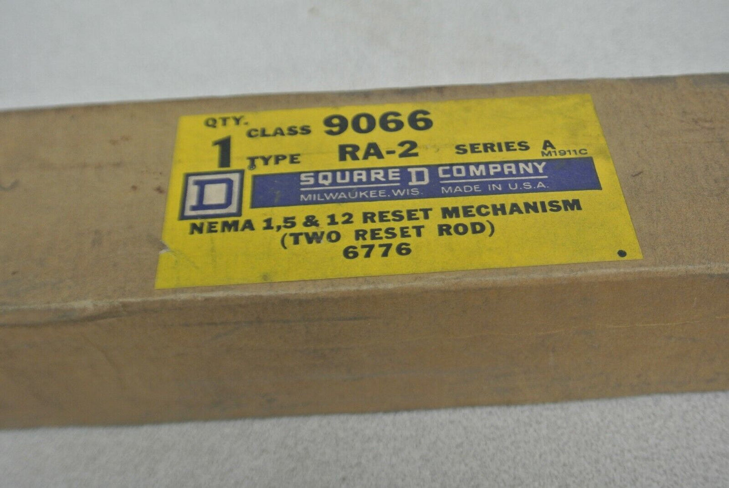 SQUARE D / 9066 RA-2 Ser. A / RESET MECHANISM / 2 RESET RODS / NEW SURPLUS