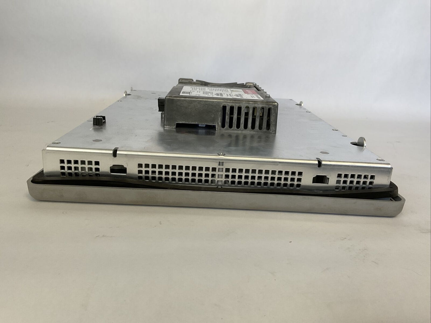 ALLEN BRADLEY 2711P-T15C4D9 SER A PANELVIEW PLUS 1500 (2711P-RP9D, 2711P-RDT15C)