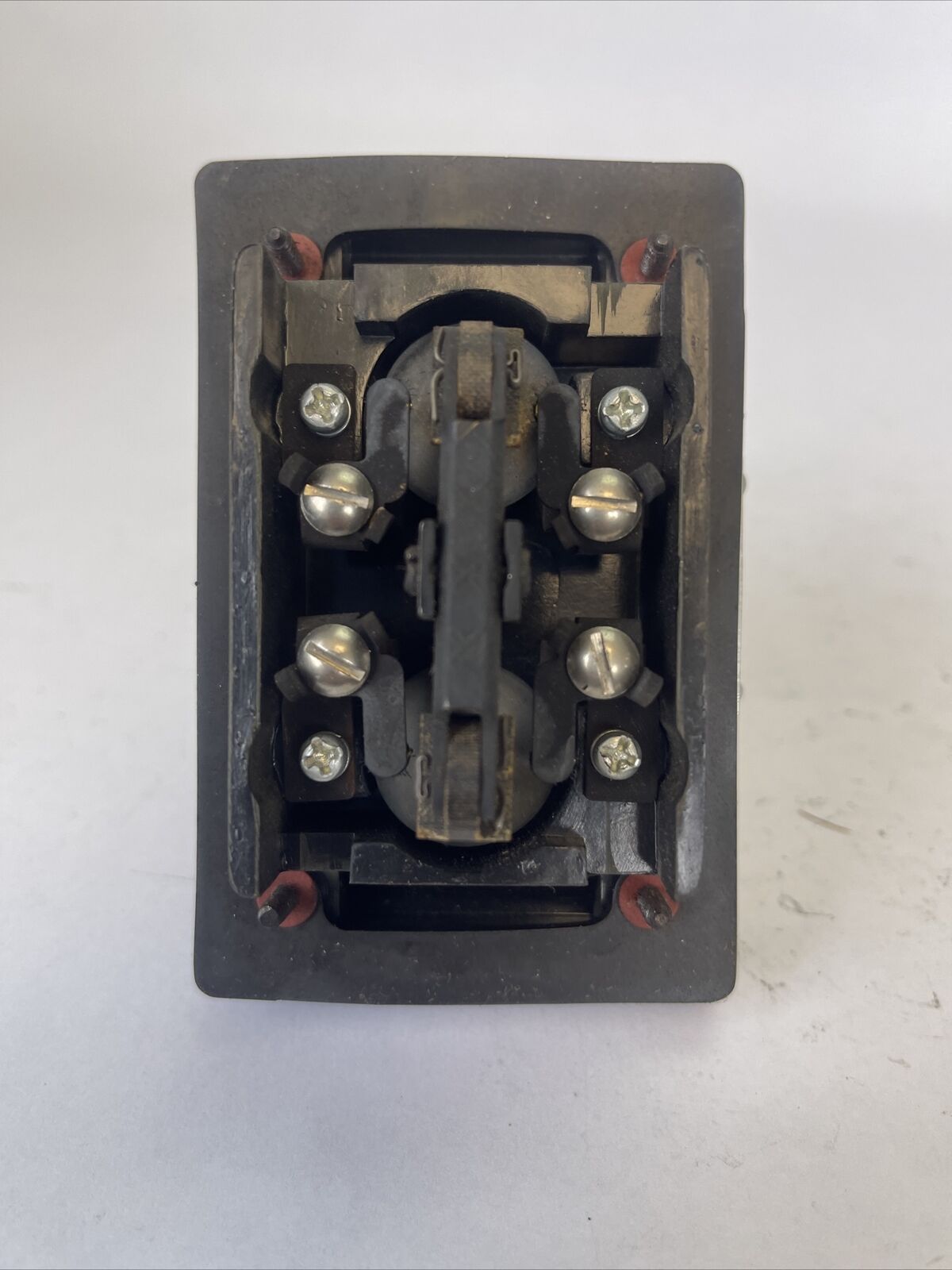 REES 3924 CONTROL PUSHBUTTON SWITCH OPEN CLOSE