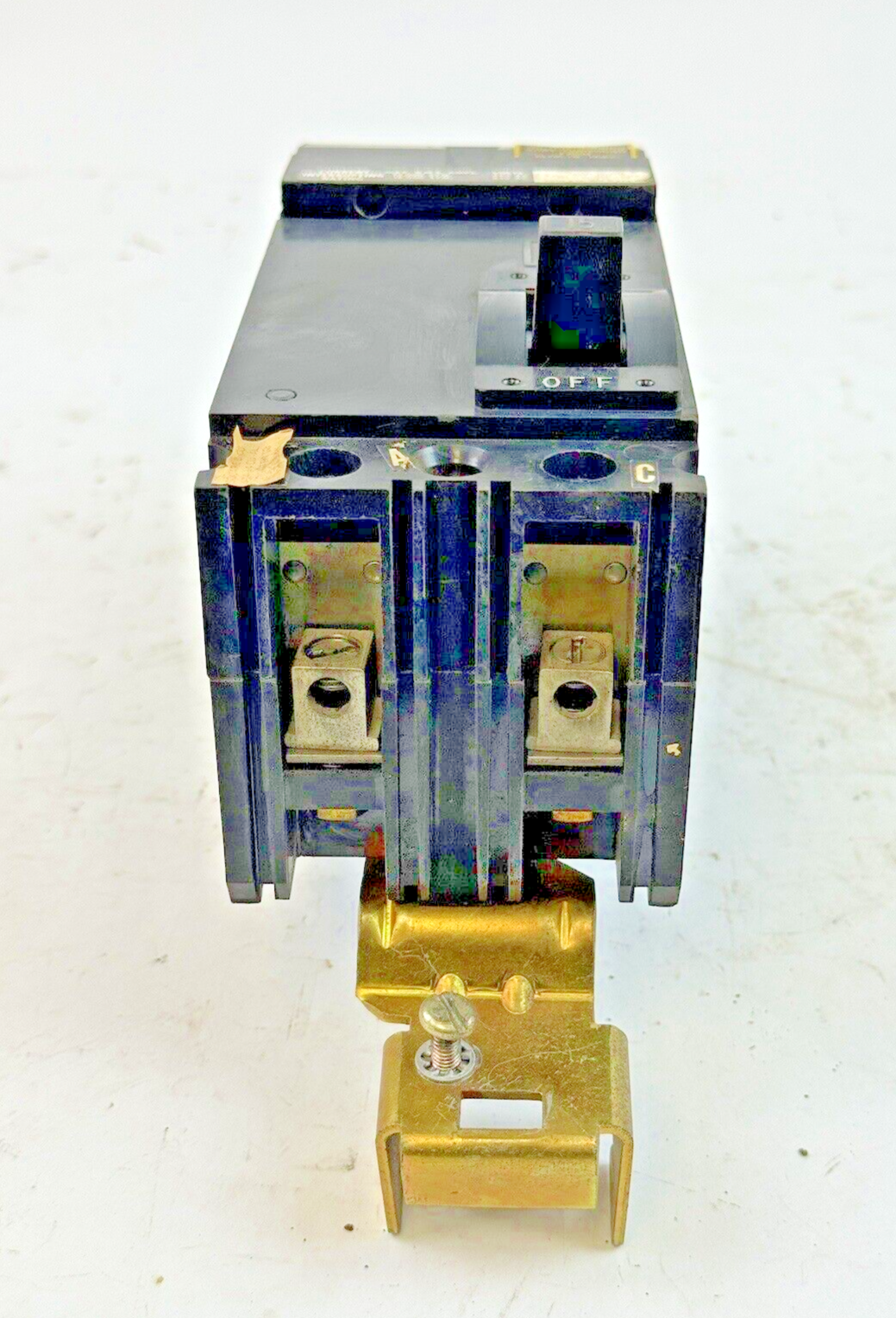 SQUARE D - FA24015AC - I-LINE MOLDED CIRCUIT BREAKER - 15 AMP/2 POLE/480 VAC