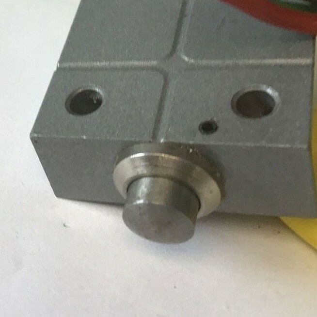 MICRO SWITCH 914CEI-3 LIMIT SWITCH 250VAC 5A