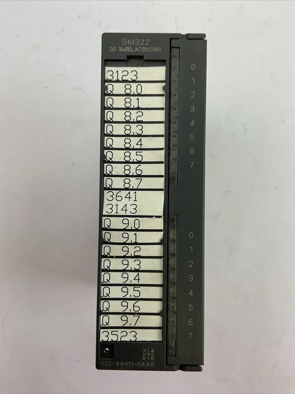 SIEMENS 1P 6ES7 322-1HH01-0AA0A SIMATIC S7 DIGITAL OUTPUT MODULE