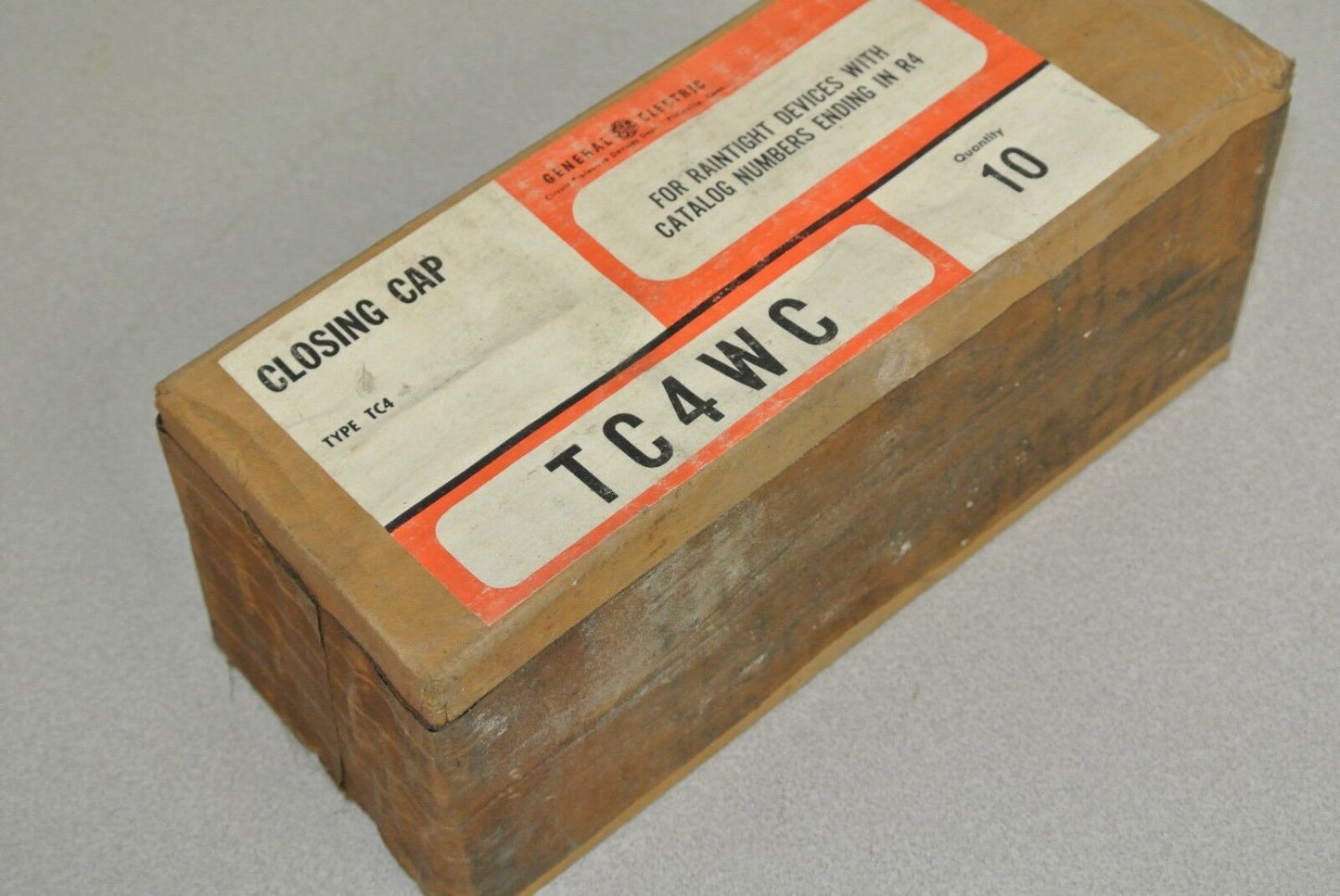 GENERAL ELECTRIC TC4WC CLOSING CAP / for RAINTIGHT DEVICES / NEW SURPLUS BOX/10
