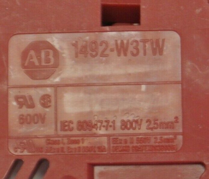 LOT of 8 / ALLEN-BRADLEY 1492-W3TW-RE TERMINAL BLOCKS / RED / NEW SURPLUS