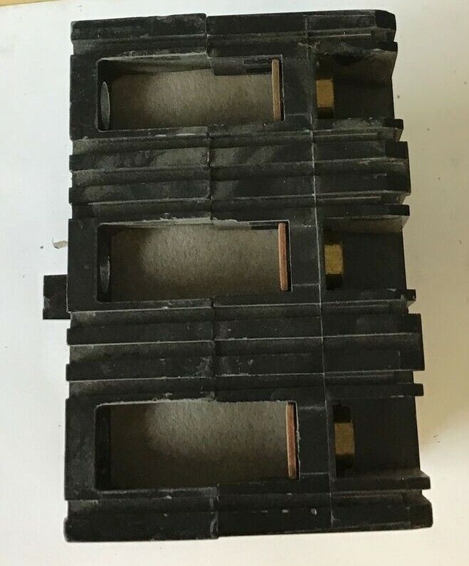 SQUARE D FHP3600311M CIRCUIT BREAKER 600VAC 3A