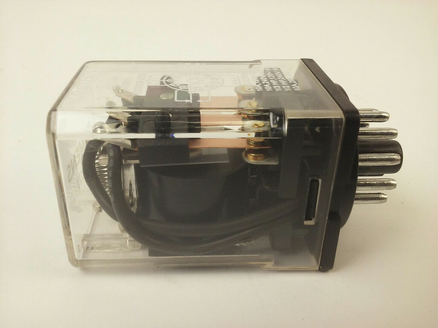 SIEMENS 3TX7120-1FB03 PLUG IN 10A@120V, 10A@240V, 1/3HP@120V, 1/2HP@240V, 12VDC