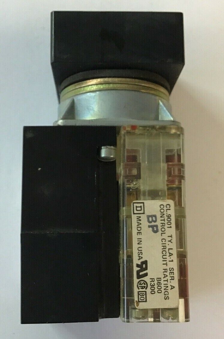 SQUARE D LMA1 SER.B 120V 50/60HZ W/LA-21 SER.A W/ LA-1 LIGHT MODULE
