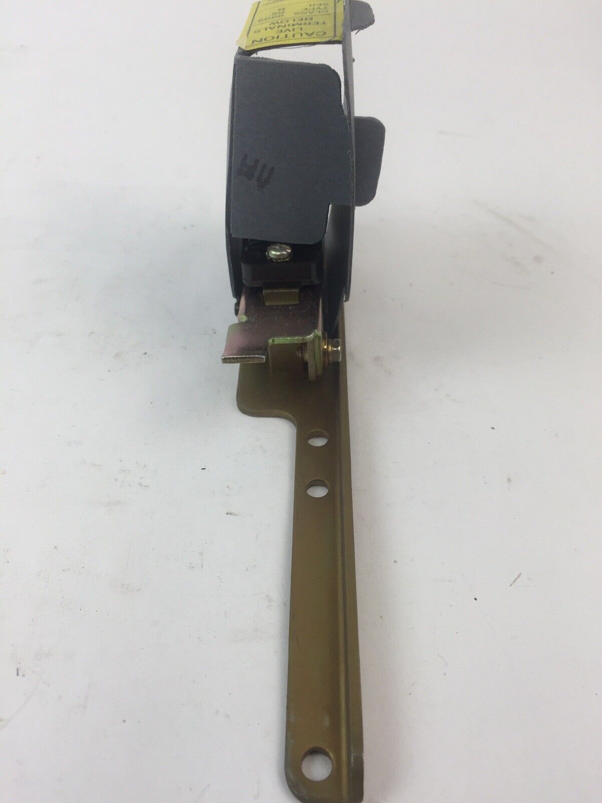 SQUARE D 9999 R-6 SINGLE POLE ELECTRICAL INTERLOCK FOR DISCONNECT SWITCH