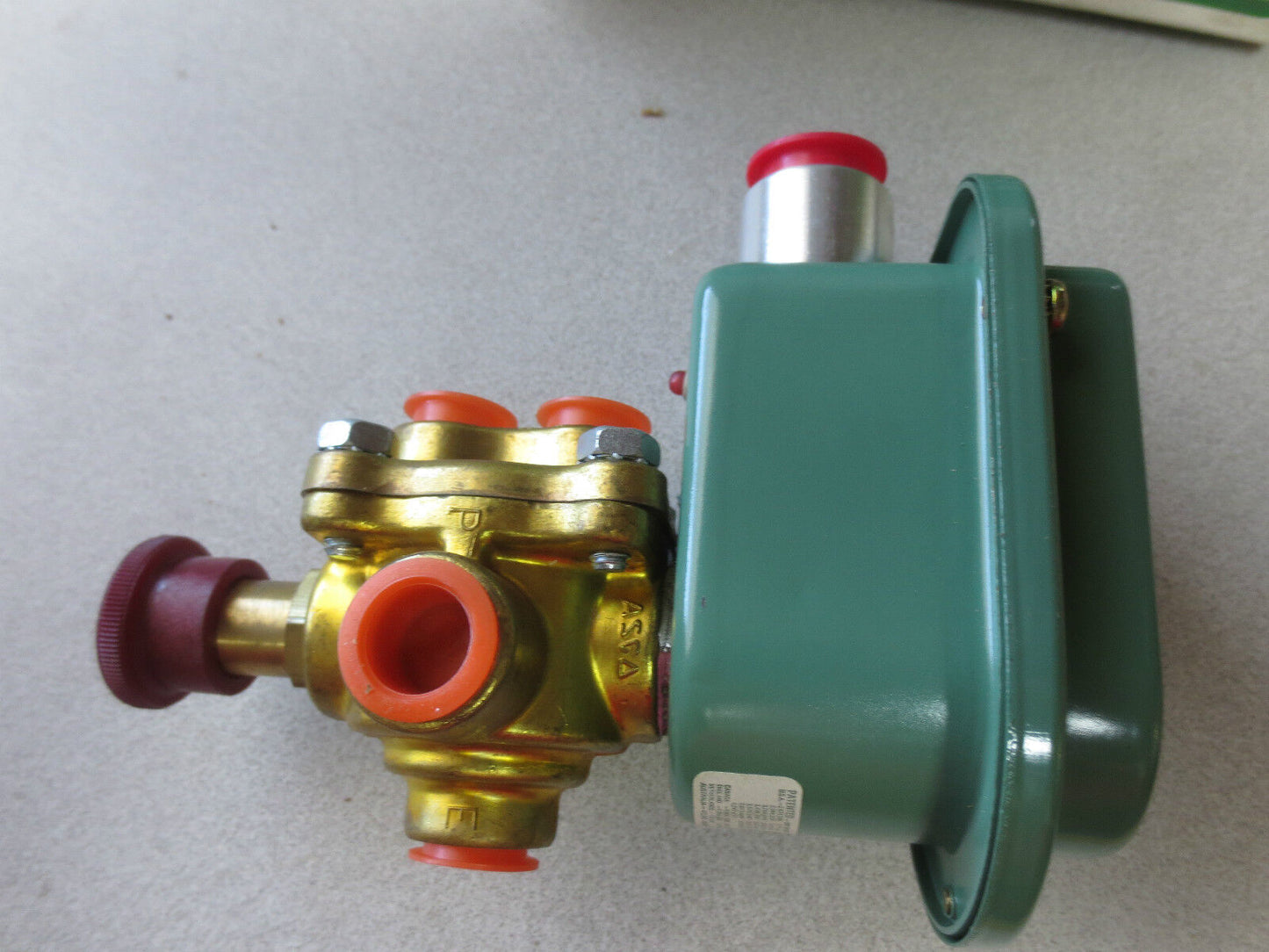 ASCO WPKB8342C3PMS SOLENOID VALVE 120/60, 20W, 3/8 PIPE, 3/16 ORIFICE 125psi NEW