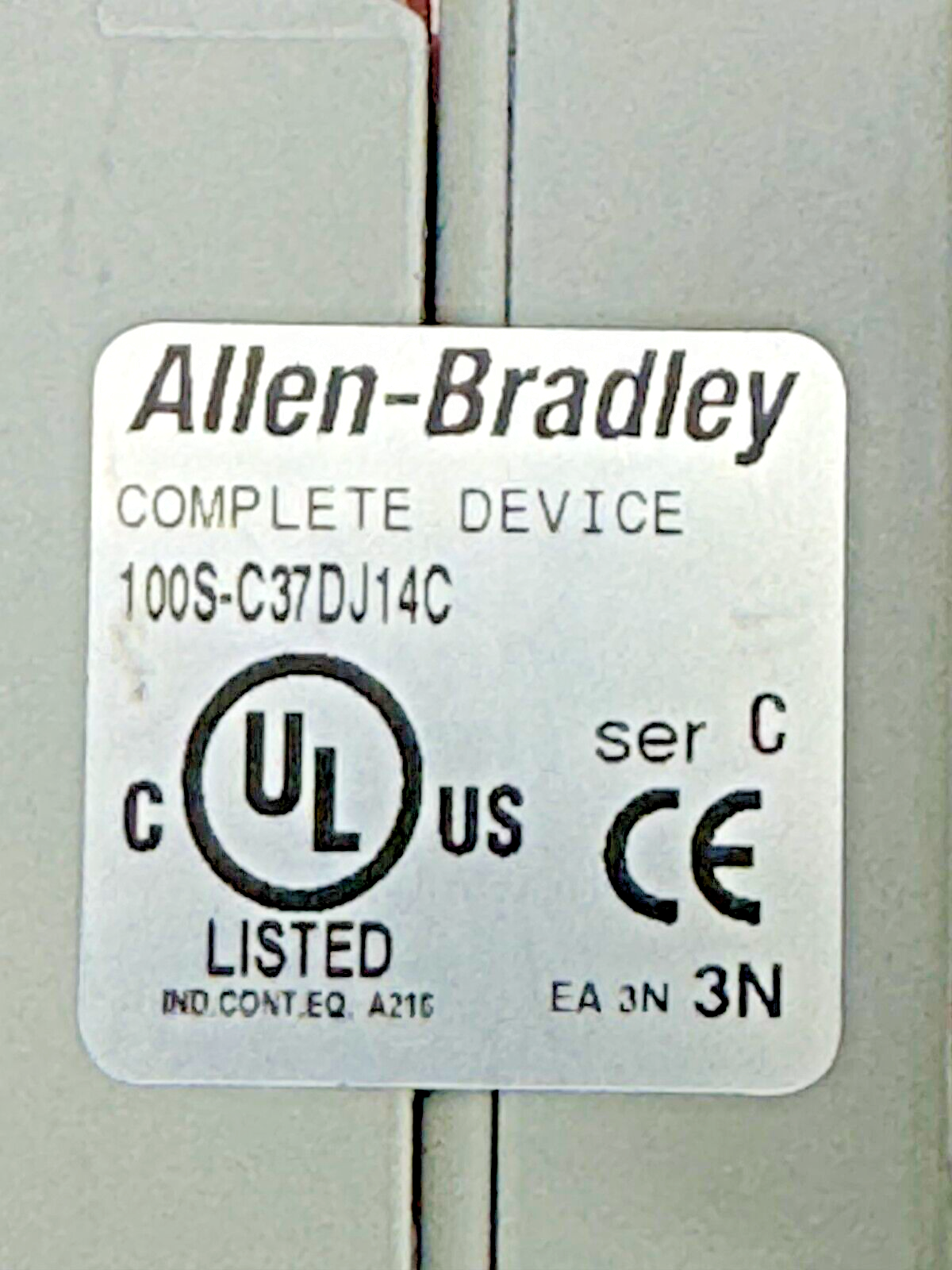 ALLEN-BRADLEY - 100S-C37DJ14C SER. C - SAFETY CONTACTOR W/ 24 VDC COIL