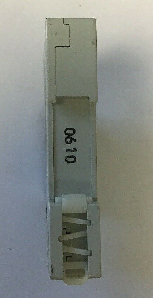 ALLEN BRADLEY 1492-CB1 G100 CIR.BREAKER 277VAC 65VDC 10A 2HP SER.C**(LOTOF6)**