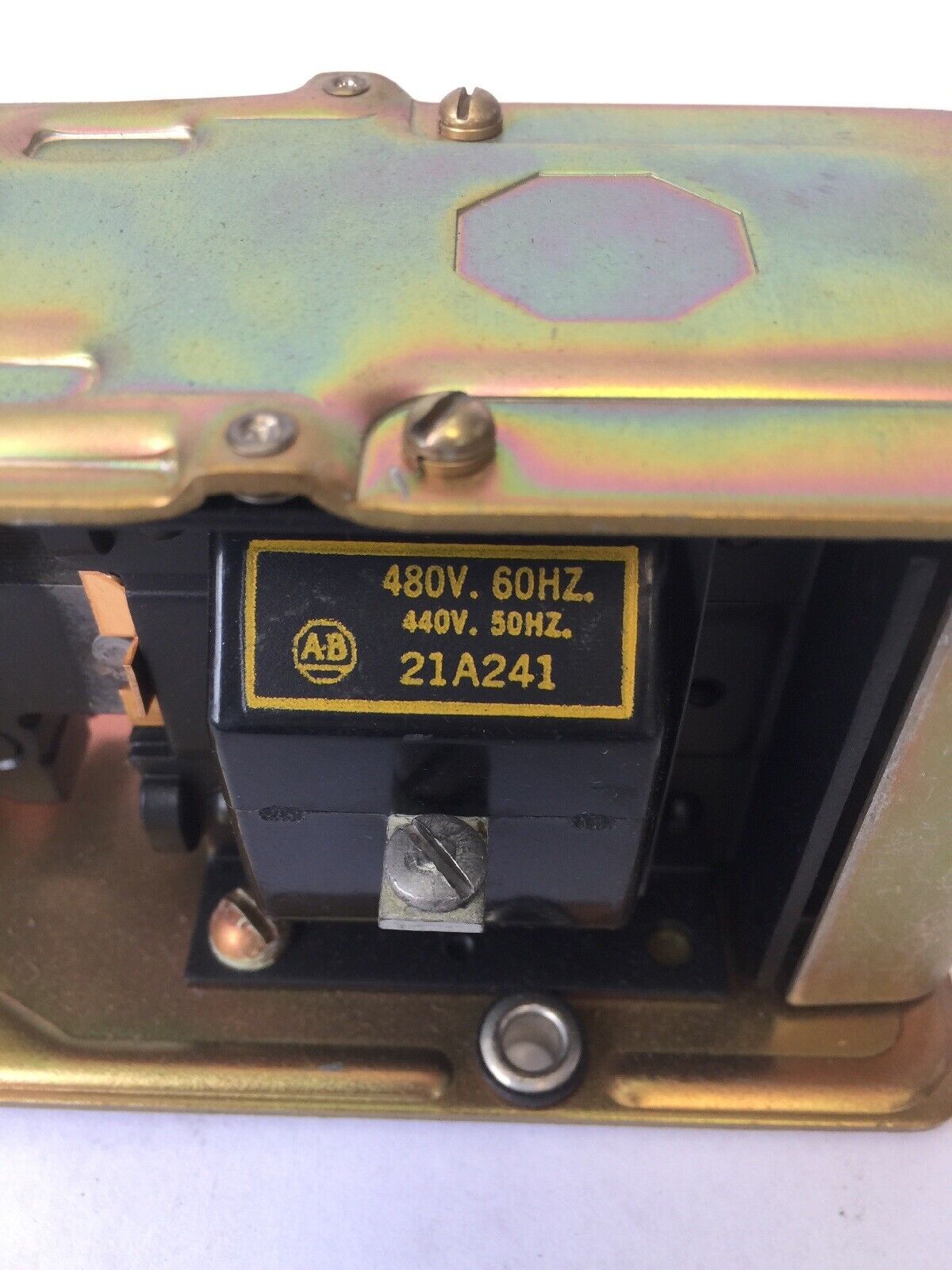 ALLEN BRADLEY 849-Z0B32 PNEUMATIC TIMING RELAY 600VAC 21A241 COIL 480V 60HZ