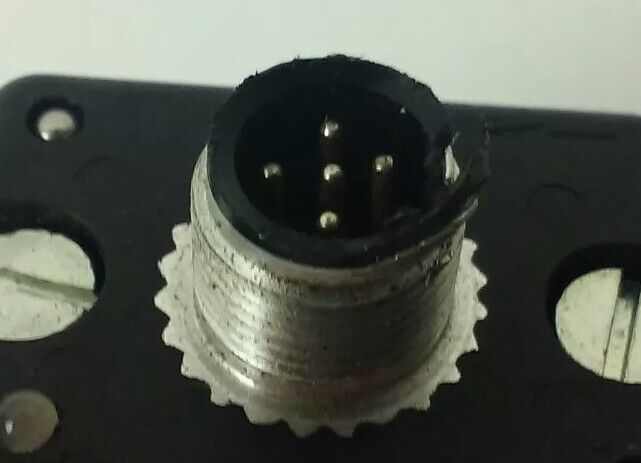 REXROTH R900715624 DIRECTIONAL CONTROL VALVE 4WE6D73-60/OFEG24N9K33L/A12=AN,USED