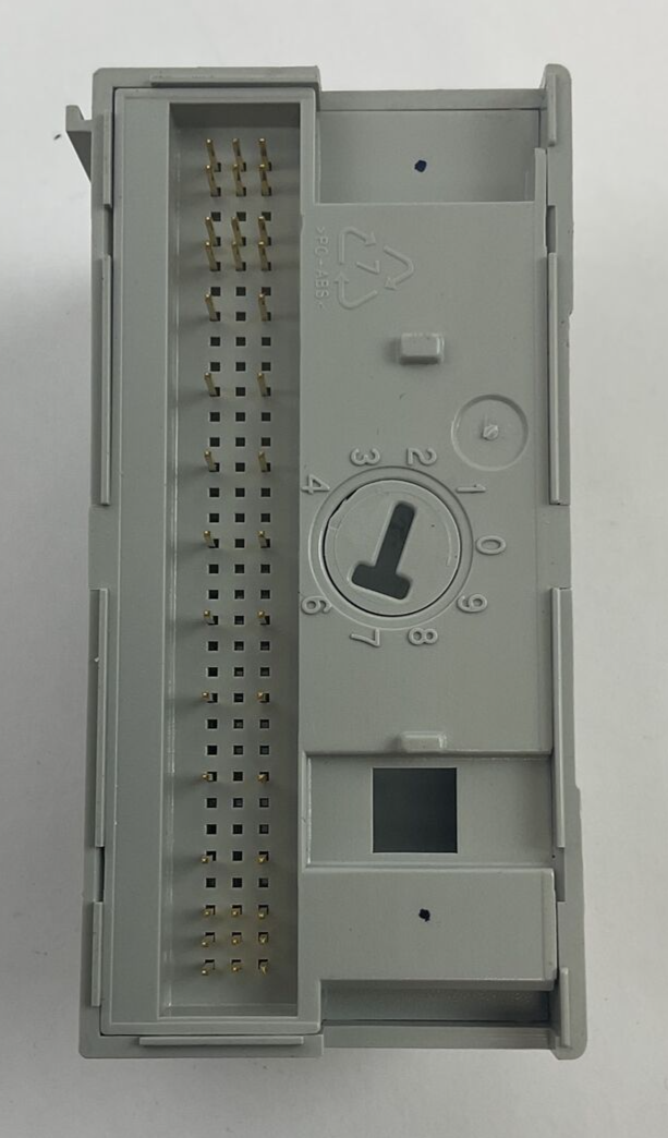 ALLEN BRADLEY 1794-OB16 SOURCE OUTPUT 24VDC SER.A REVA02 F/WREV. BLANK**LOTOF7**