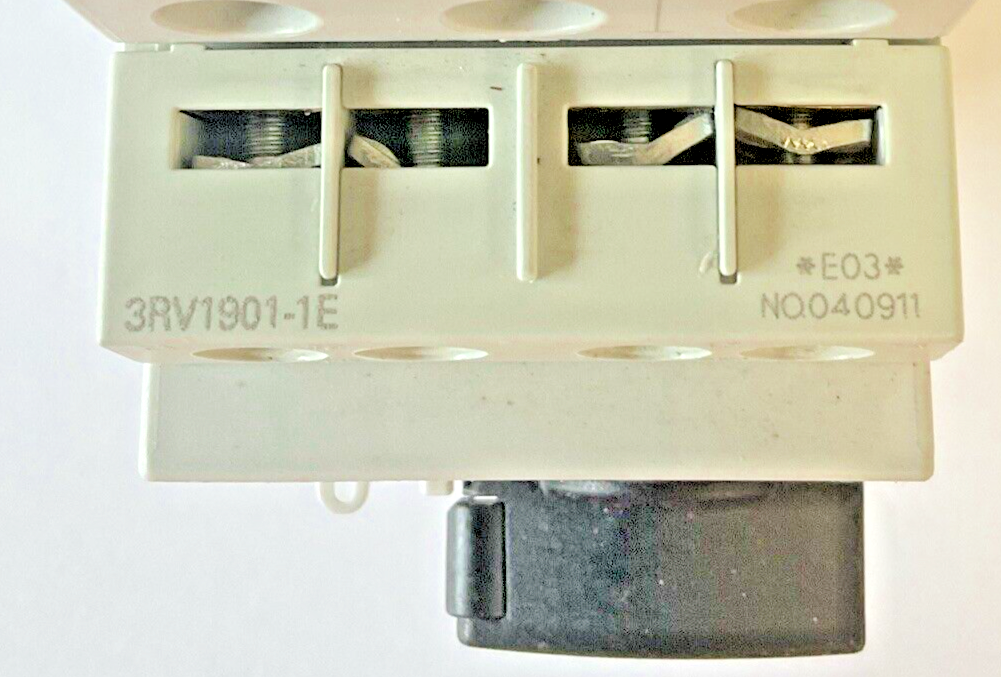 SIEMENS 3RV1421-1AA10 MOTOR CONTROL 3RV1901-1E 33A 480V***LOTOF2***