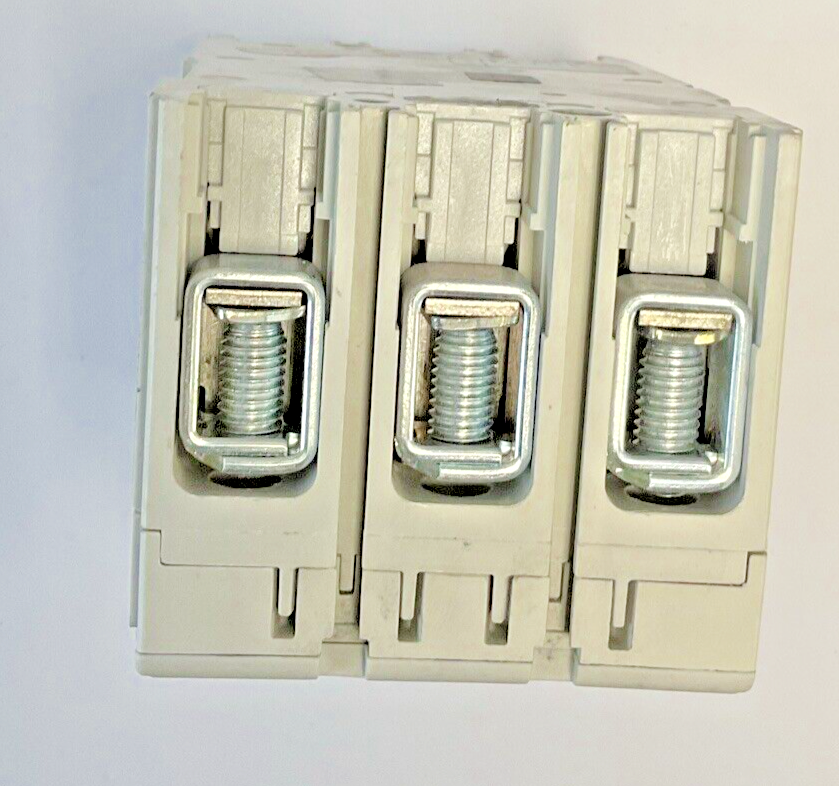 ALLEN-BRADLEY 140G-G2C3-C15 CIRCUIT BREAKER 15A