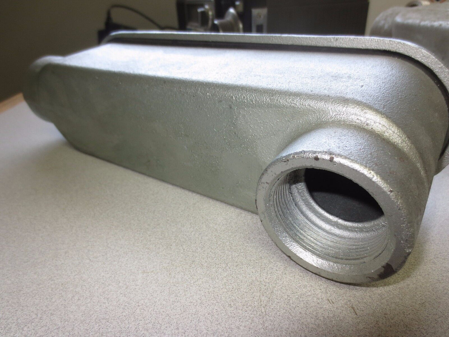 THOMAS & BETTS / T&B BLB5-TB MOGUL CONDUIT OUTLET BODY, COVER, GASKET - 1-1/2"