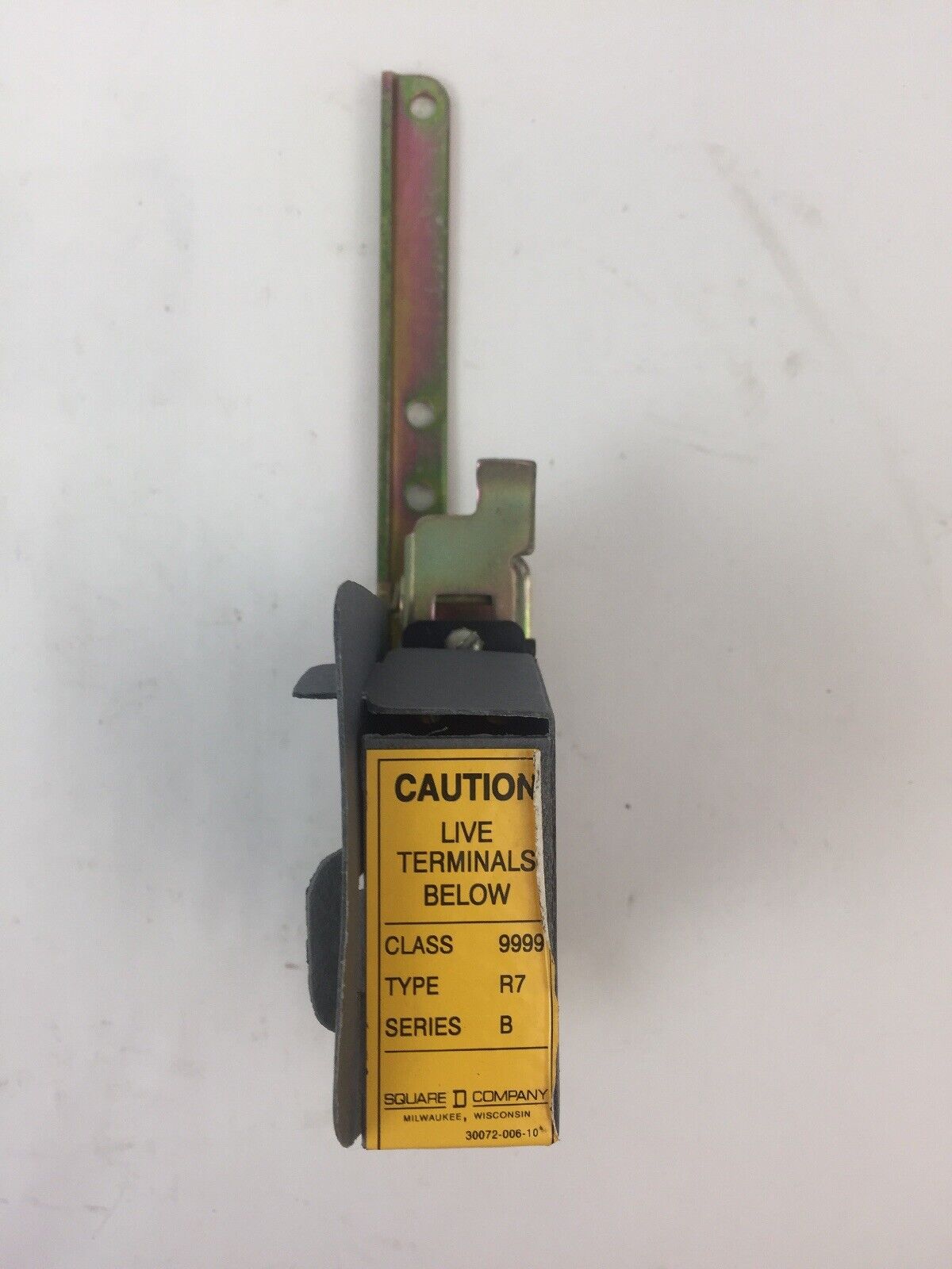 SQUARE D 9999 R-7 ELECTRICAL INTERLOCK FOR 30 & 60 AMP DISCONNECT