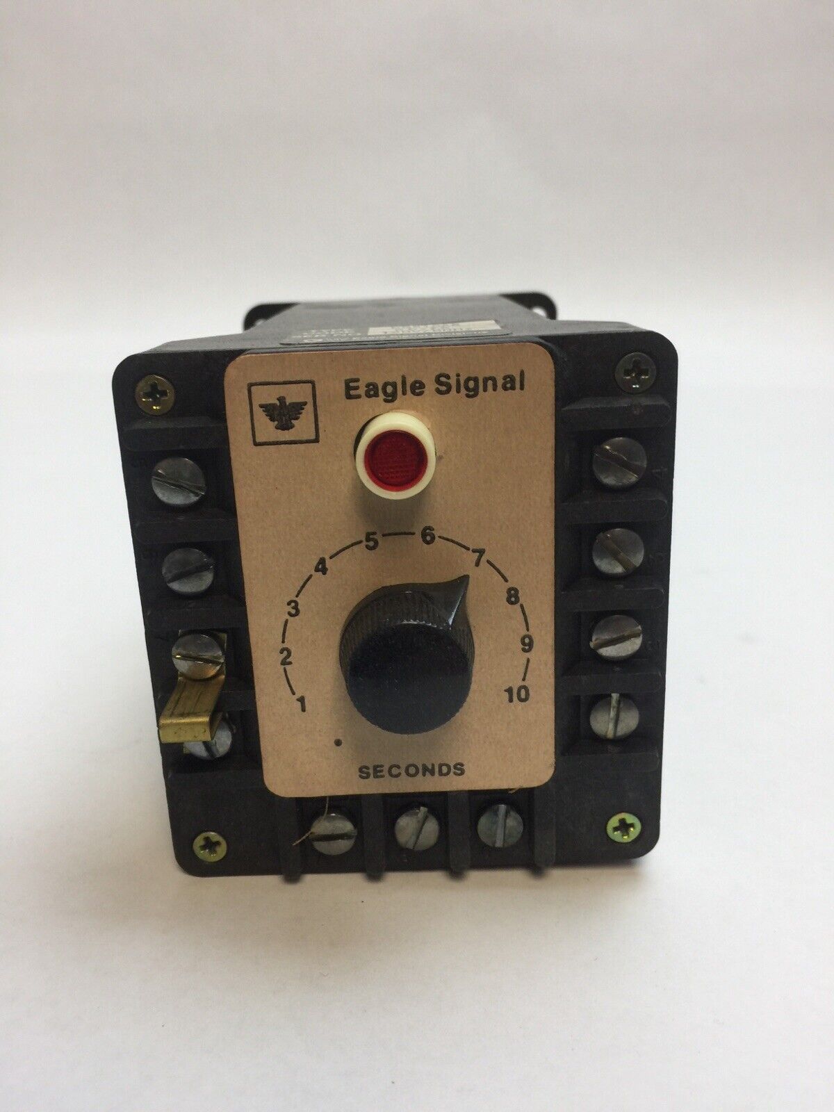 EAGLE SIGNAL CONTROLS CG510A6 TIME DELAY RELAY 5C77X
