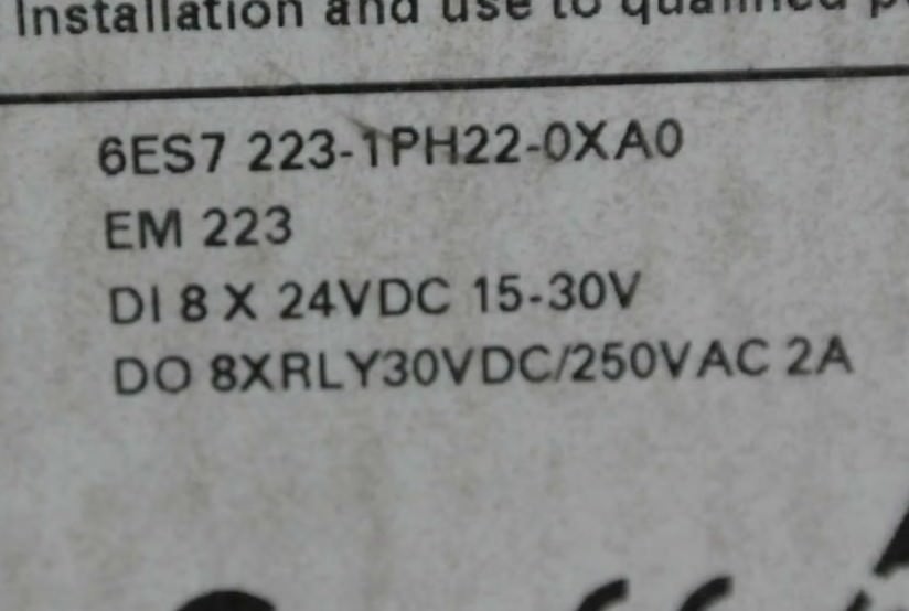 SIEMENS 6ES7 223-1PH22-0XA0 DIGITAL INPUT MODULE 8x24VDC, 15-30V NEW SURPLUS