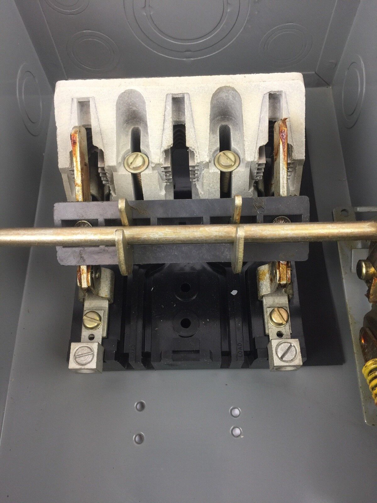 WESTINGHOUSE HFN361 HEAVY DUTY SAFETY SWITCH 600 VAC 30 AMP TYPE 1 ENCLOSURE