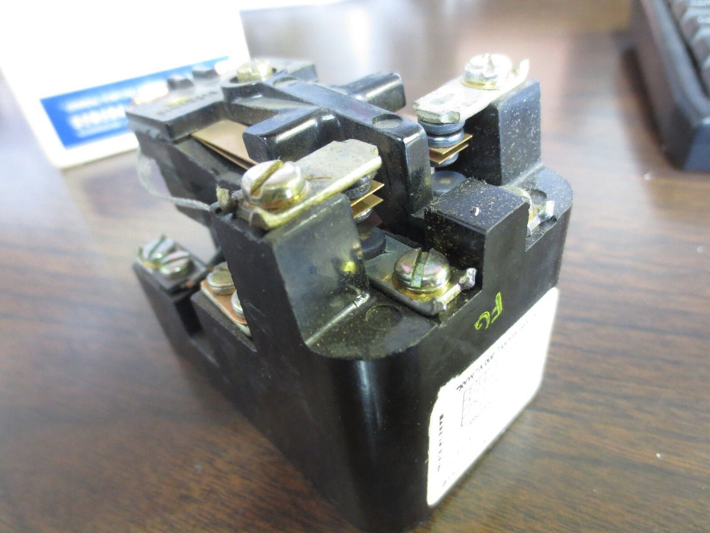 GENERAL ELECTRIC CR2790E100A23 GENERAL PURPOSE RELAY, 30A 32V 60Hz - NEW SURPLUS