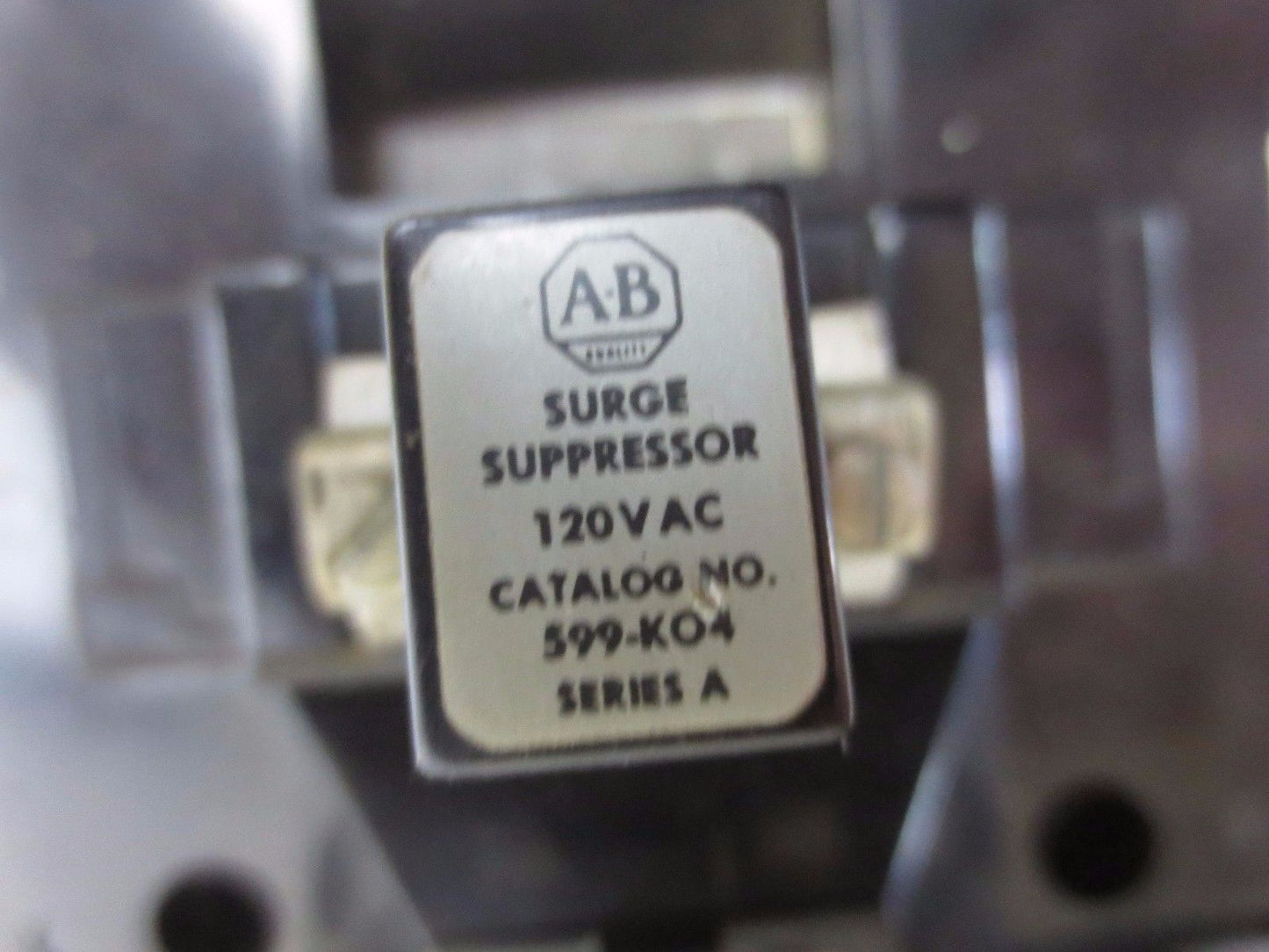 ALLEN-BRADLEY 40451-457-03-0236 SIZE 5 STARTER 270A MAX CONT. 75 to 200 HP