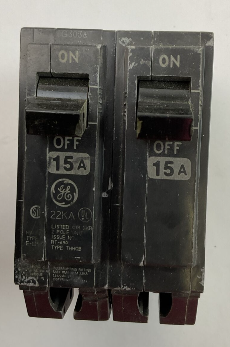 GE THHQB215 CIRCUIT BREAKER 2POLE 15AMP 120/240VAC 22KA