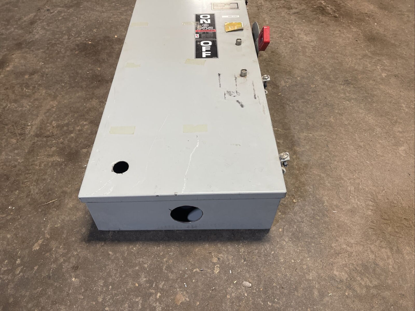 GE TH3364J MODEL 11 FUSIBLE SAFETY SWITCH 200A 600VAC 250VDC 150HP TYPE 1, 5, 12