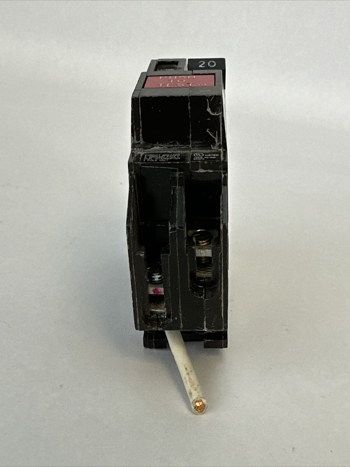 GE THQB1120GF GROUND FAULT CIRCUIT BREAKER 20AMP 120VAC 1P