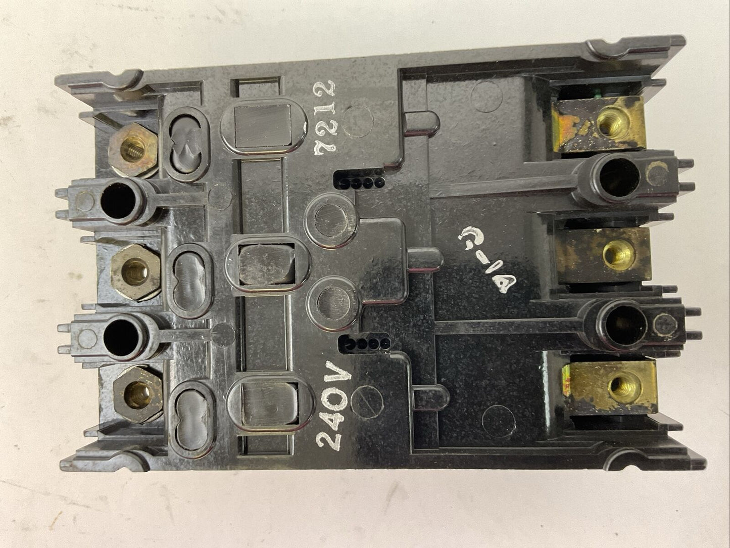 GE TE132015WL CIRCUIT BREAKER 240VAC 15AMP 3POLE