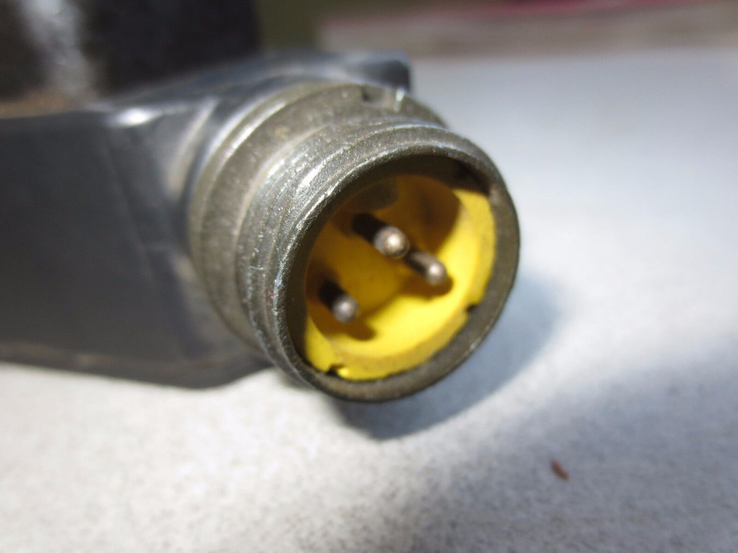 NAMCO EE260-30430 PROXIMITY SWITCH / CYLINDICATOR 1.025 PROBE