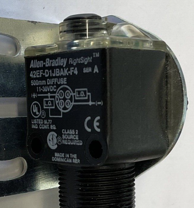 ALLEN BRADLEY 42EF-D1JBAK-F4 PHOTOSWITCH DIFFUESE SENSOR 0.5MM 11-30VDC SER.A