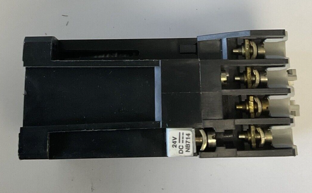ALLEN BRADLEY 700DC-F310* CONTROL RELAY SER.C 31E 10A 660V