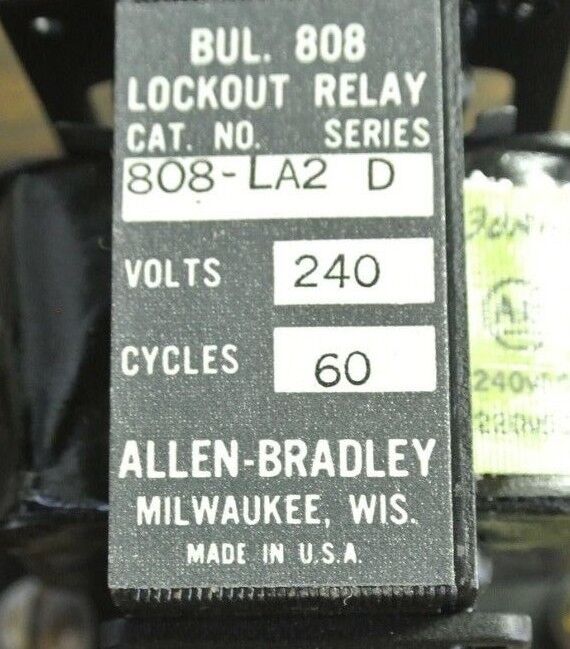 ALLEN-BRADLEY 808-LA2, Ser. D - LOCKOUT RELAY - 240V, 60Hz - NEW SURPLUS