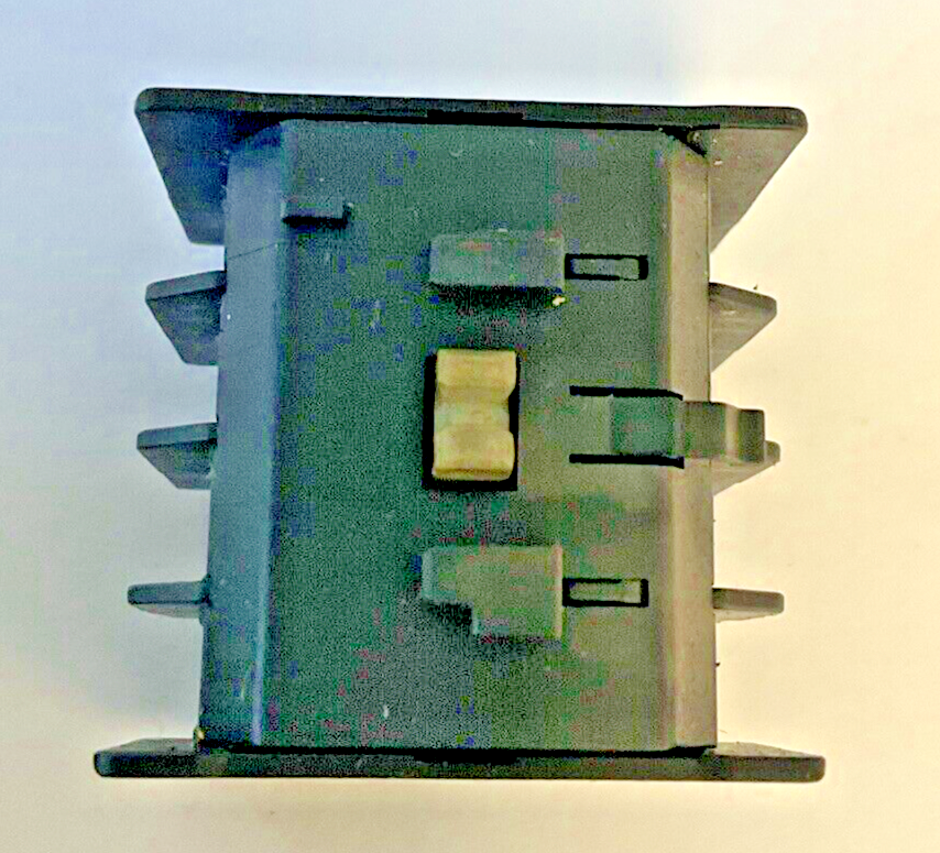 SIEMENS 3RH1911-1HA12 AUXILIARY CONTACT 10A 240V****LOTOF3****