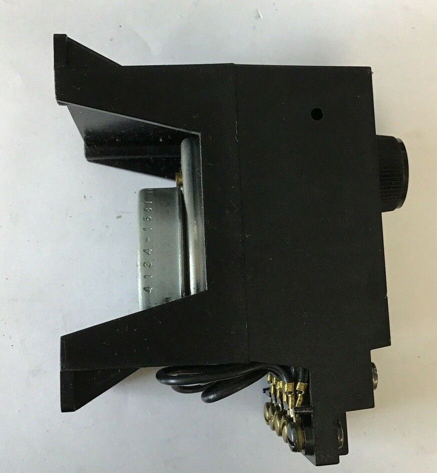 EAGLE SIGNAL BR17 A601 TIME DELAY RELAY 120V 50/60HZ
