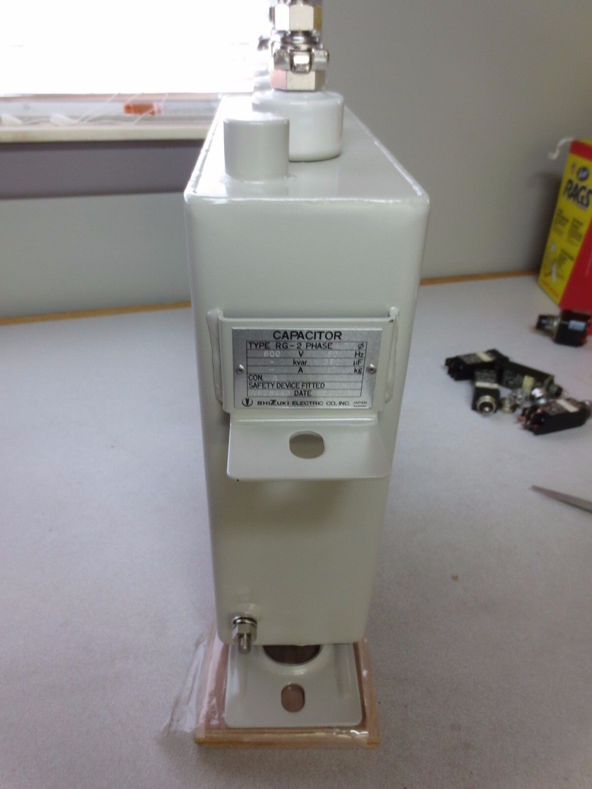 SHIZUKI YF78443 TYPE RG-2 CAPACITOR 600VAC, 350?F, 3PH, 60Hz - NEW SURPLUS