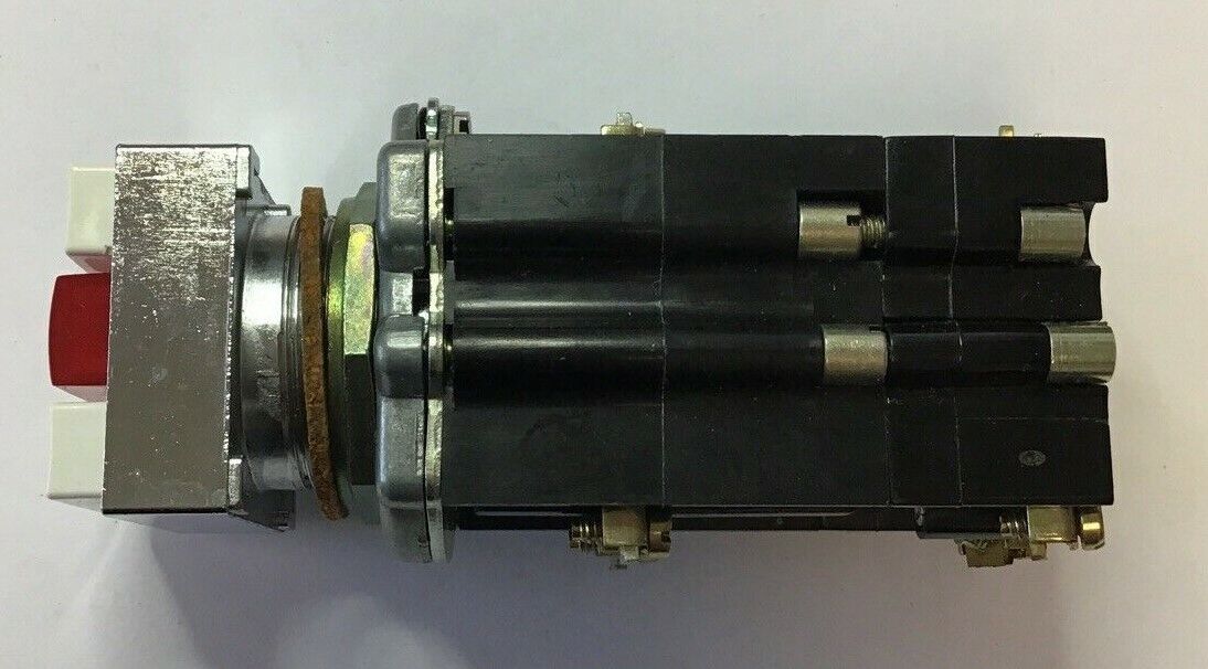 CUTLER-HAMMER E30JX6 PUSHBUTTON OPERATOR W/INDICATING LIGHT 48VAC/DC