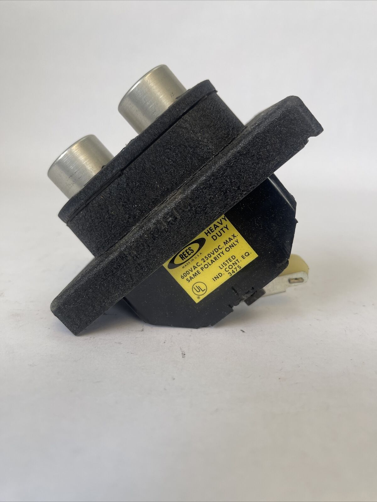 REES 03924-000 CONTROL PUSHBUTTON SWITCH 600VAC 250VDC SAME POLARITY ONLY