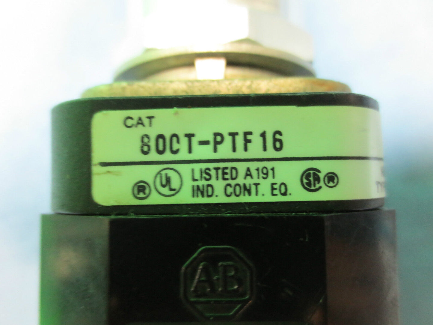 ALLEN-BRADLEY 800T-PTF16 Ser. T ILLUMINATED PUSH BUTTON, RED - PUSH-TO-TEST