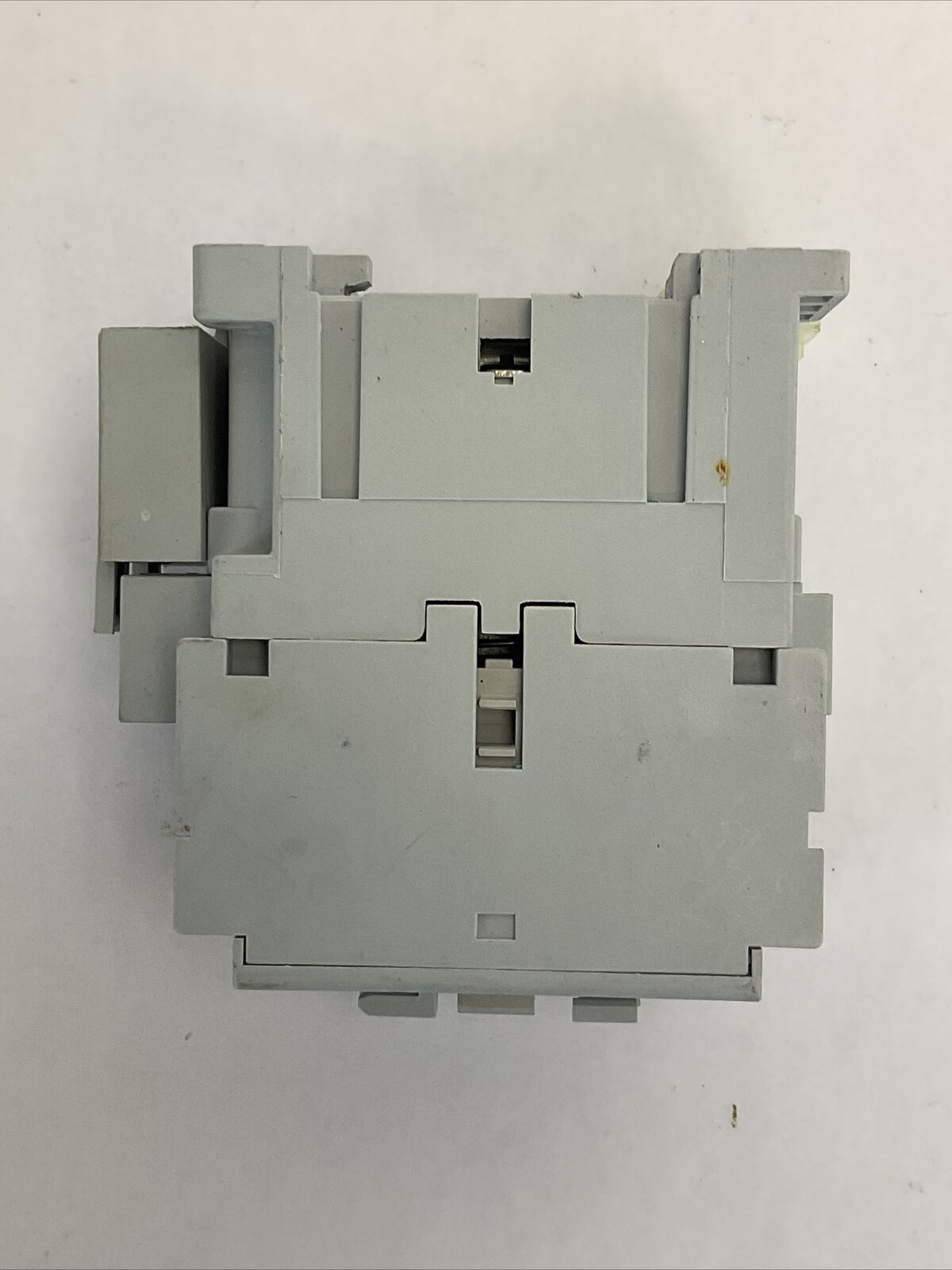 ALLEN BRADLEY 700-CF400* SER A CONTACTOR 600VAC 25A COIL 120V 60HZ 100-FSV136