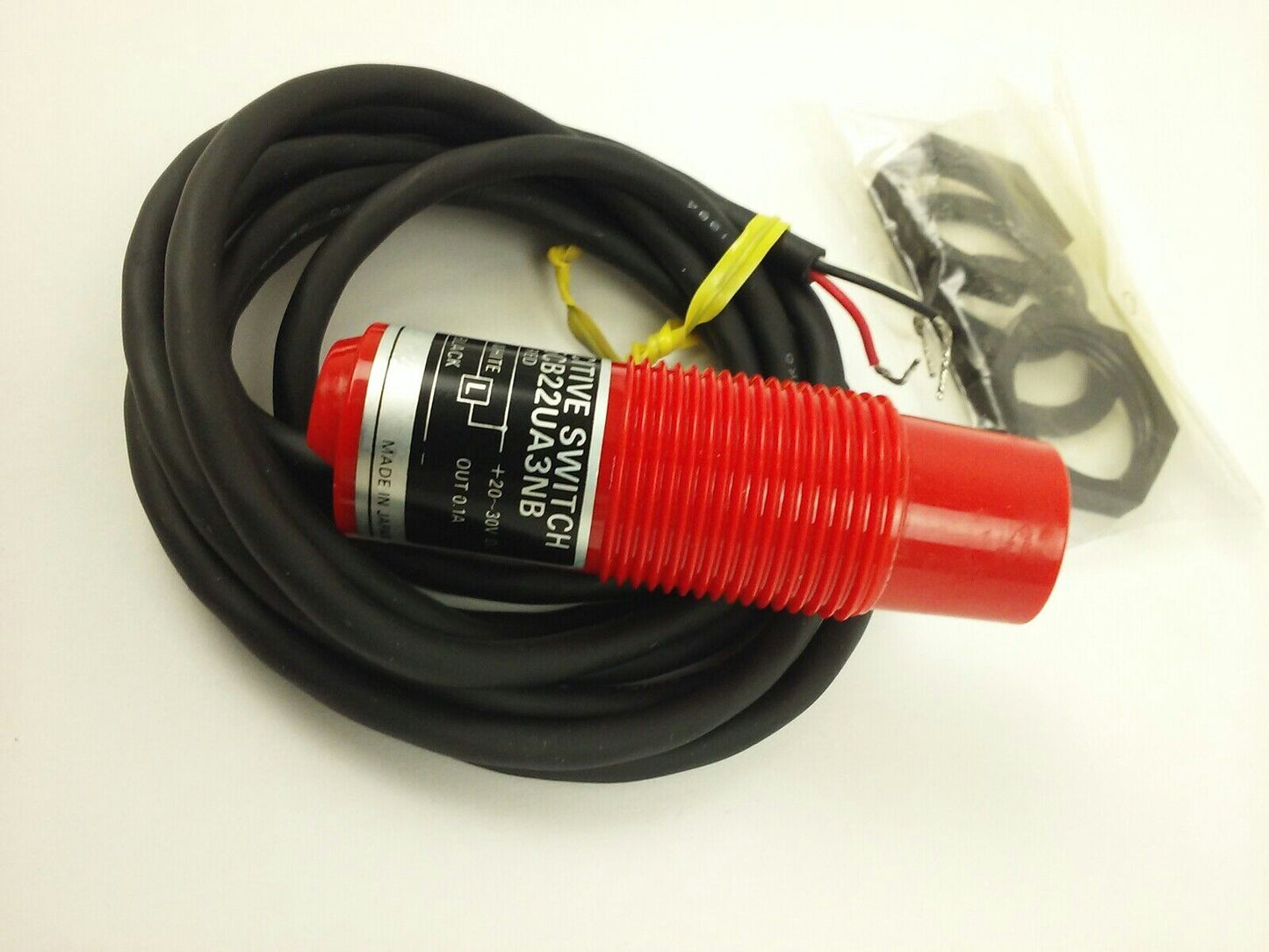 GENERAL ELECTRIC, CR215CB22UA3NB, CAPACITIVE PROXIMITY SWITCH, 2M, 3 WIRE, NEW