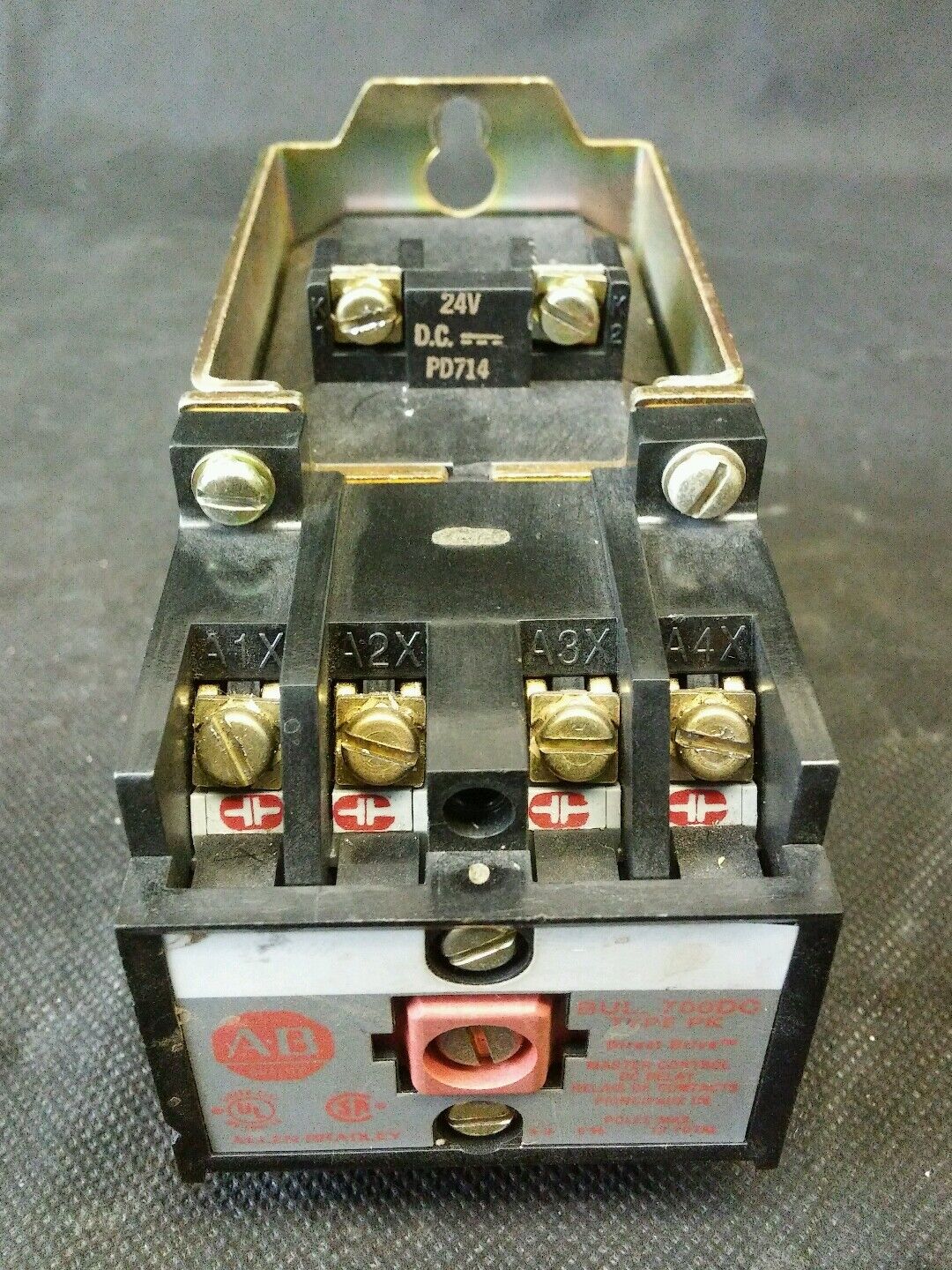 Allen Bradley Direct Drive Relay 700DC-PK400Z24
