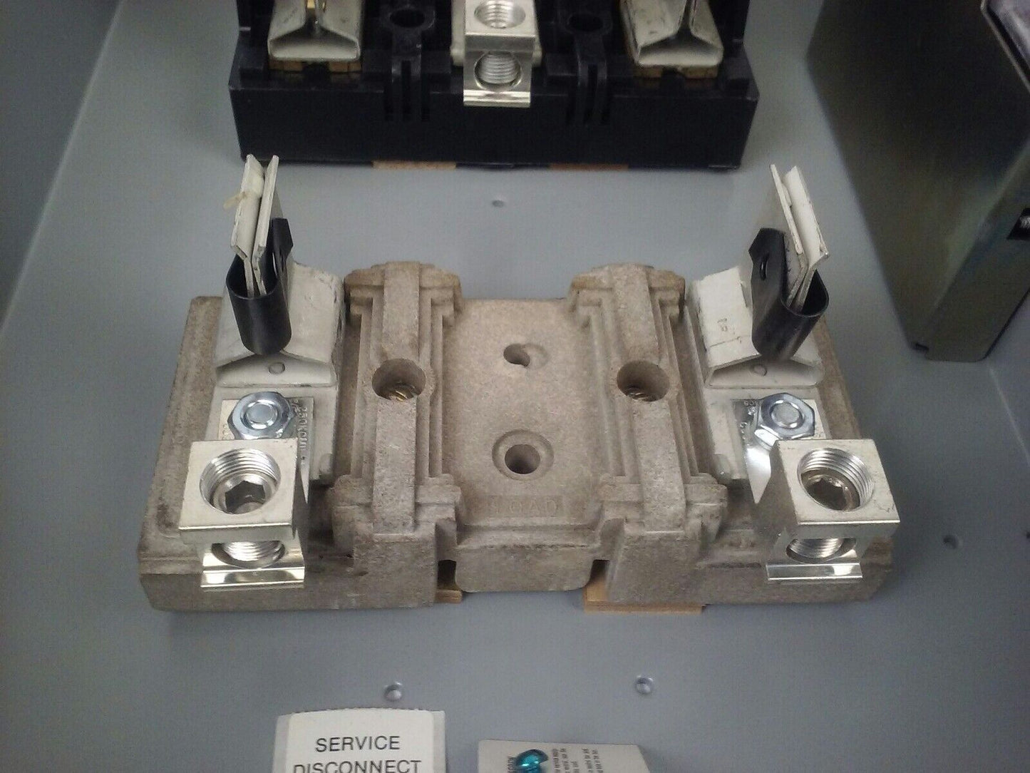 SIEMENS JN324 FUSIBLE SAFETY SWITCH 2P, 1PH, 200A, 240V, 15HP, TYPE 1 INDOOR
