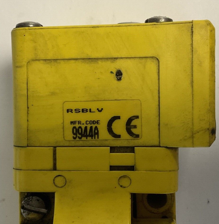 BANNER 9945A PHOTOELECTRIC SENSOR W/RSBLV MAXI-BEAM 240VAC 30VDC